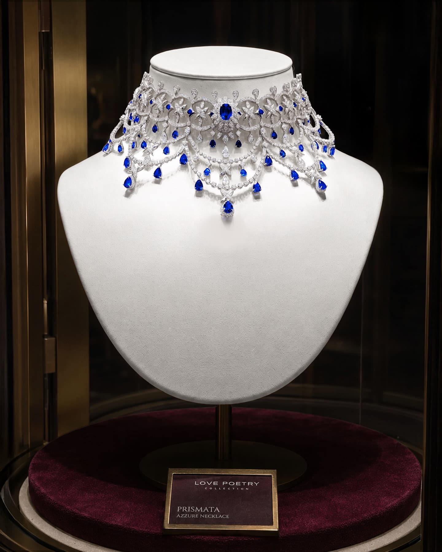Love Poetry Prismata Azura Necklace: Karya Seni dalam Balutan Fine Jewellery