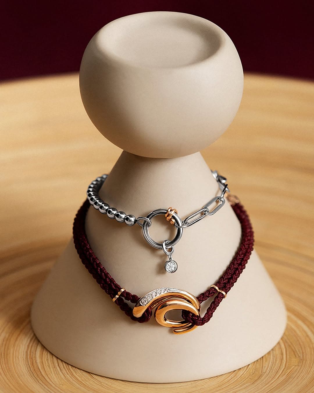 Inspirasi Mix and Match Gold Diamond Bracelet untuk Stacking dan Layering Elegan