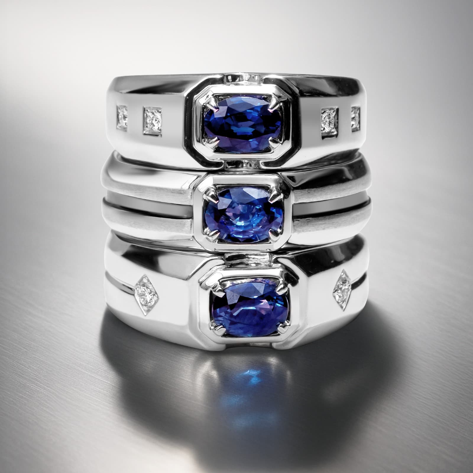 Jangan Sampai Longgar atau Sempit, Tips Mengetahui Ukuran Cincin Pria untuk Pernikahan