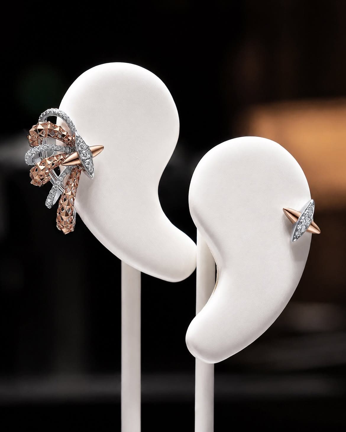 Love Poetry Frank & co. x Monica Ivena: Perpaduan Seni, Cinta, dan Natural Diamond