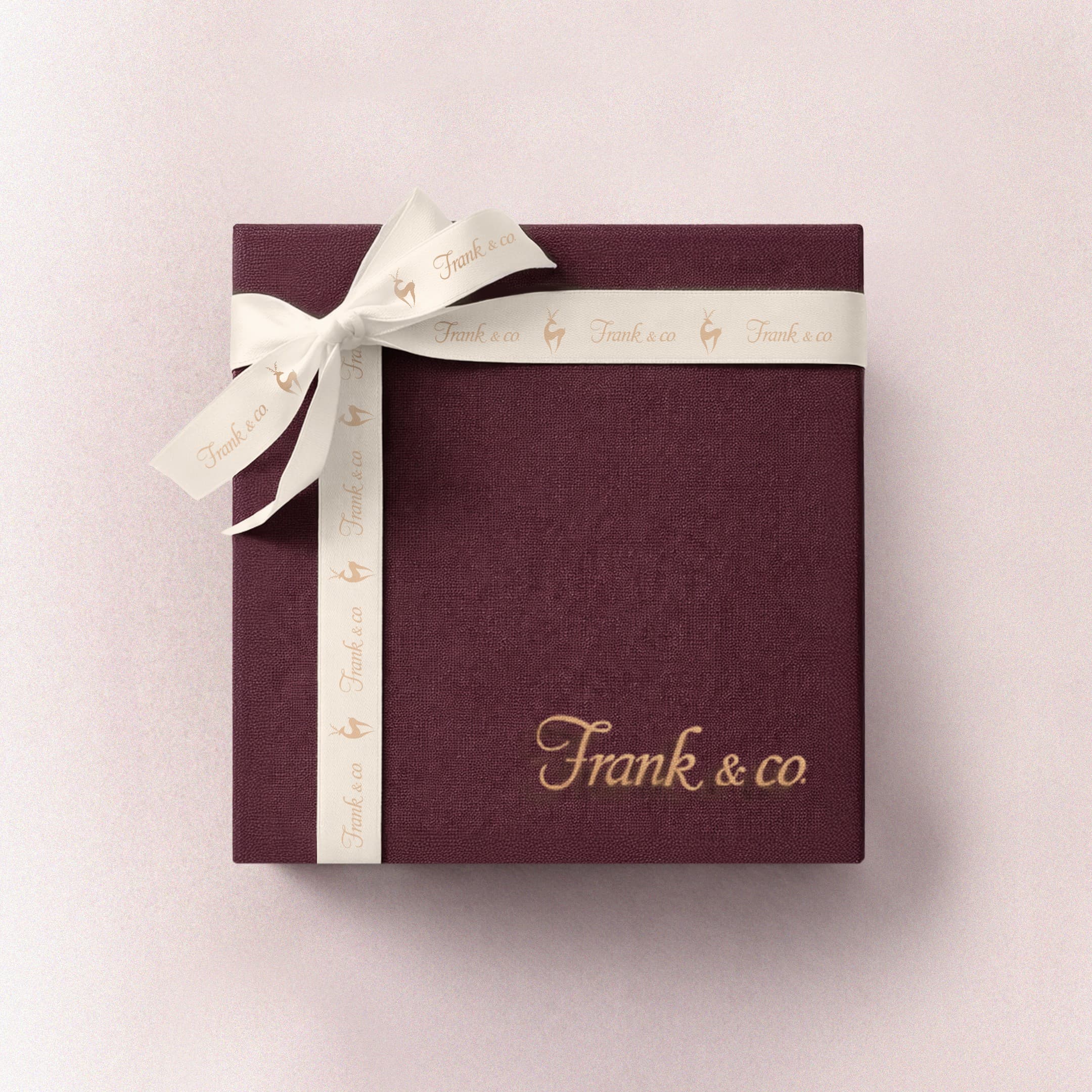 Pilihan Perhiasan untuk Hadiah Anniversary Pernikahan yang Berkesan untuk Istri