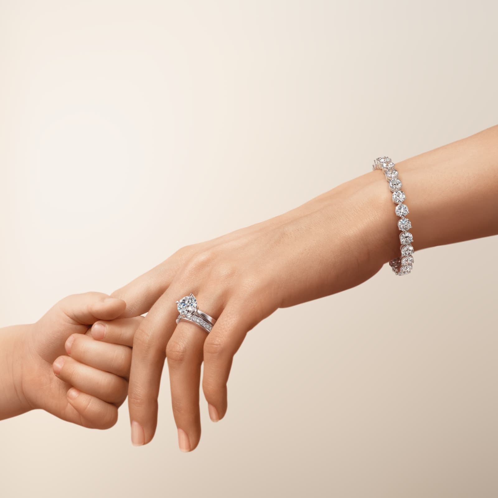 Hadiah untuk Ibu Melahirkan: Simbol Penghargaan Atas Perjuangannya