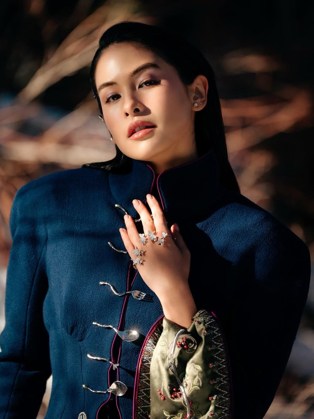 Pesona Maudy Ayunda Mengenakan Cincin Frank & co. pada Sundance FIlm Festival