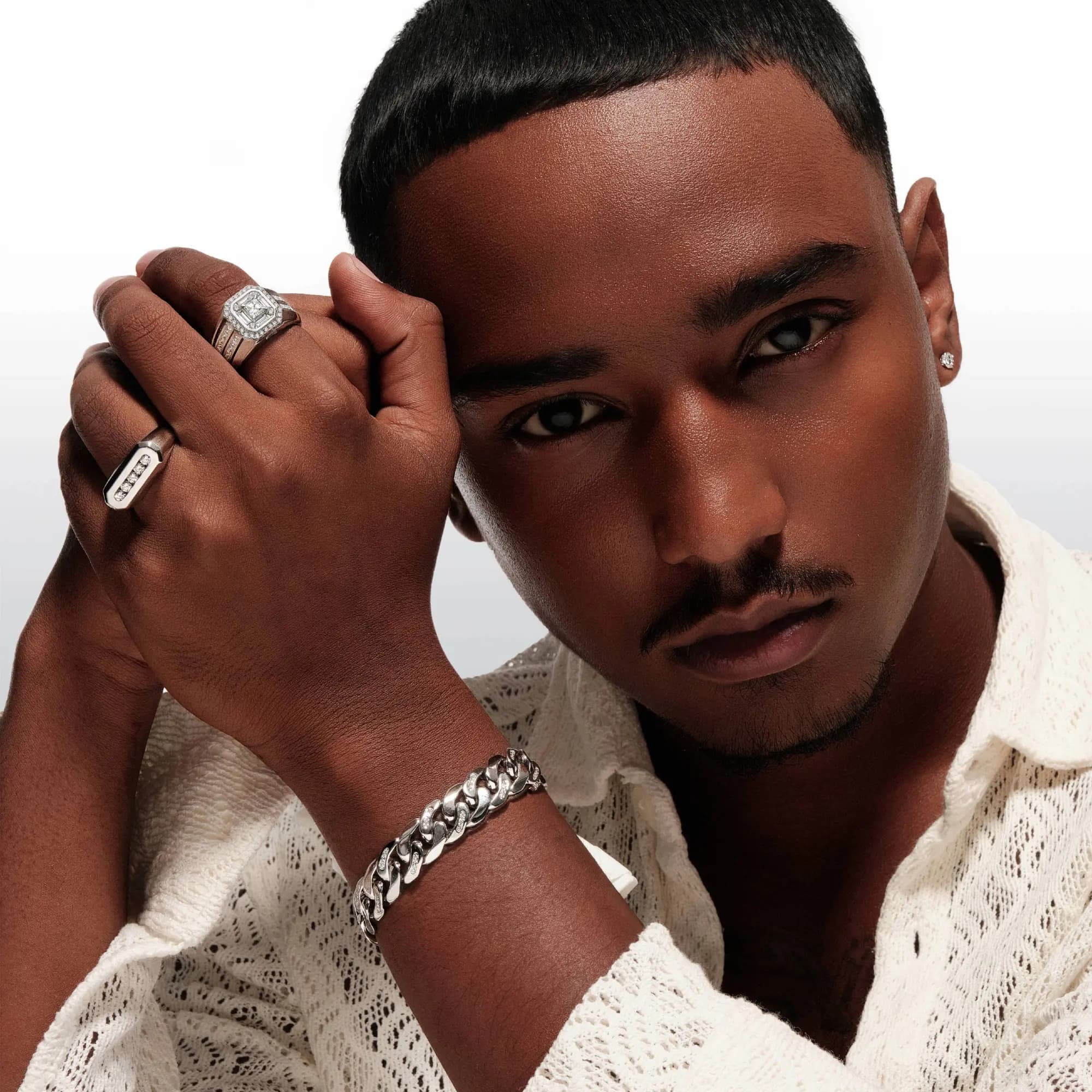 pilihan-cincin-berlian-pria-mewah-yang-bisa-jadi-w