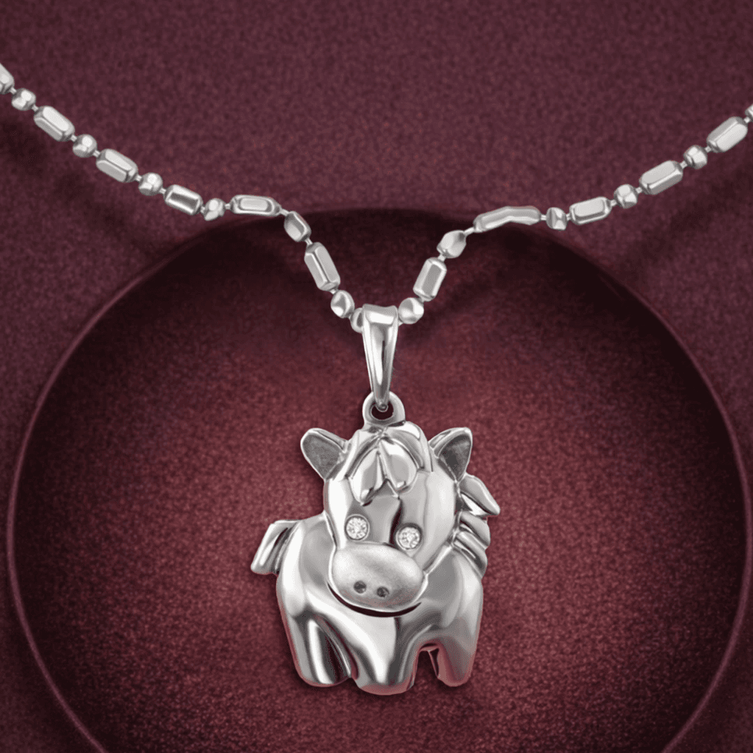 Koleksi Moiselle: Kalung Wanita Berhiaskan Liontin Kuda Intip Keindahan & Maknanya