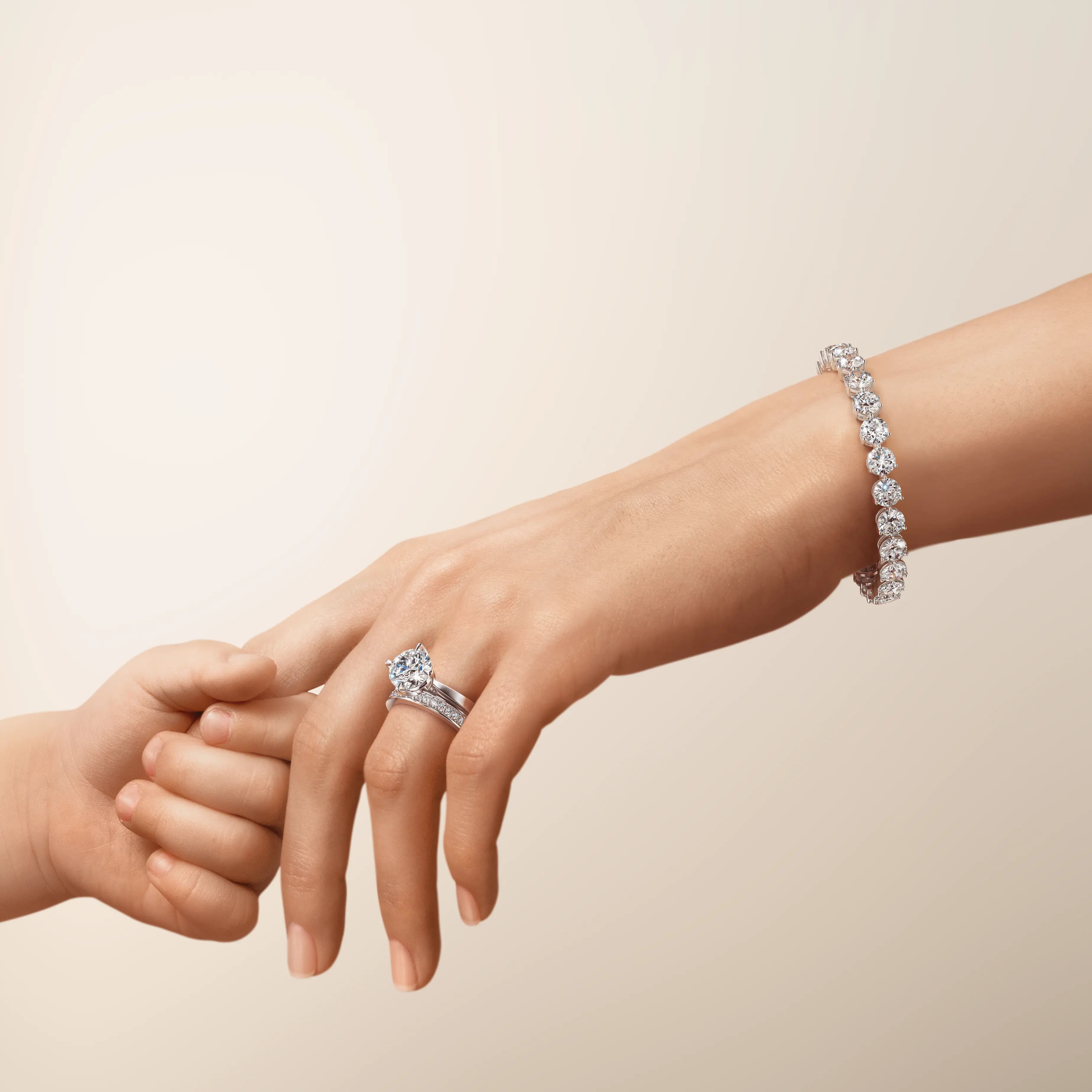 8-pilihan-hadiah-istimewa-untuk-ibu-melahirkan-seb