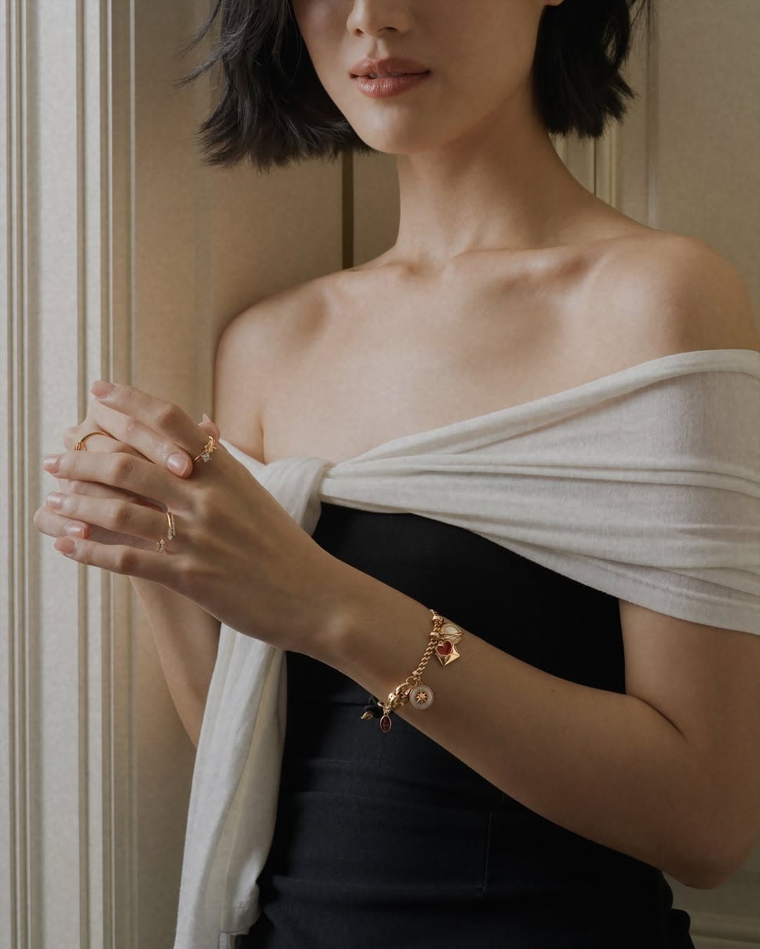 Tren Model Gelang Emas 18K Terbaru dengan Beragam Charm Desain Lucu dan Unik