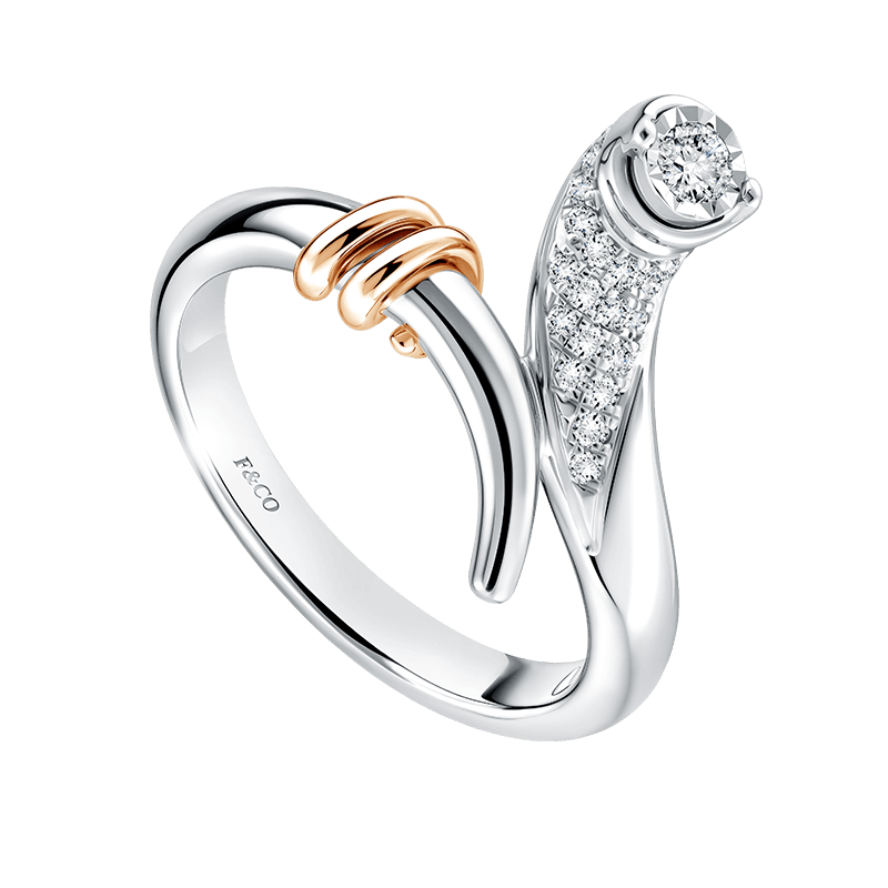 Frank & co. See The Light Bold Light Enfolded Ladies Ring