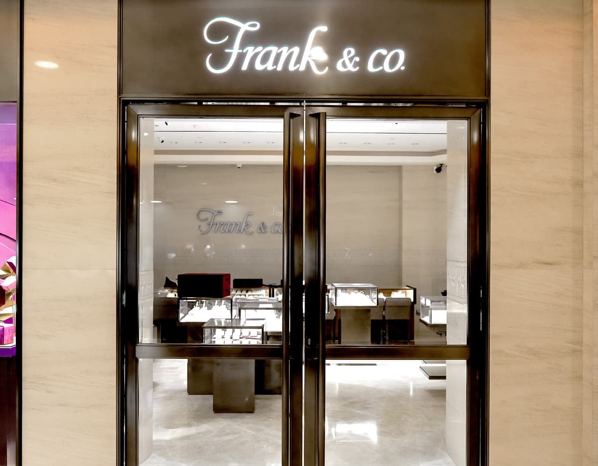 toko perhiasan frank & co. duta mall banjarmasin