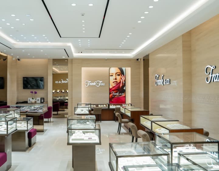 toko perhiasan di icon bali
