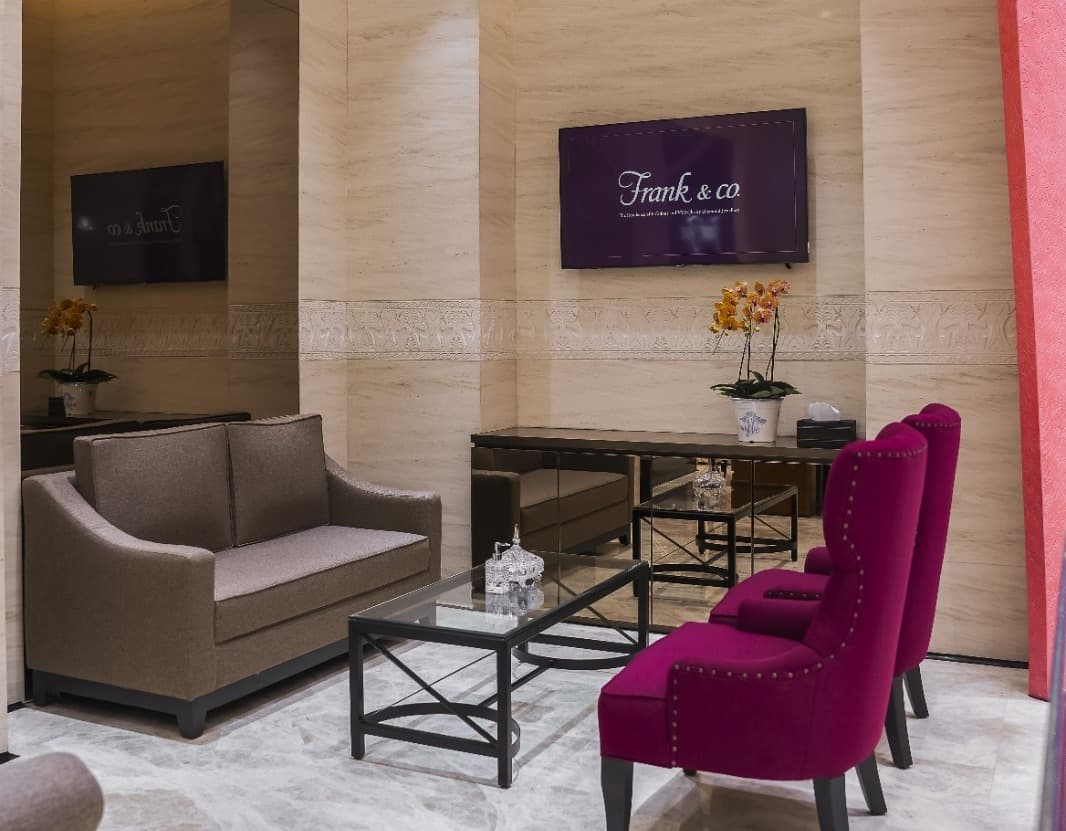 Toko Frank & co. Terdekat di Mall Queen City Semarang