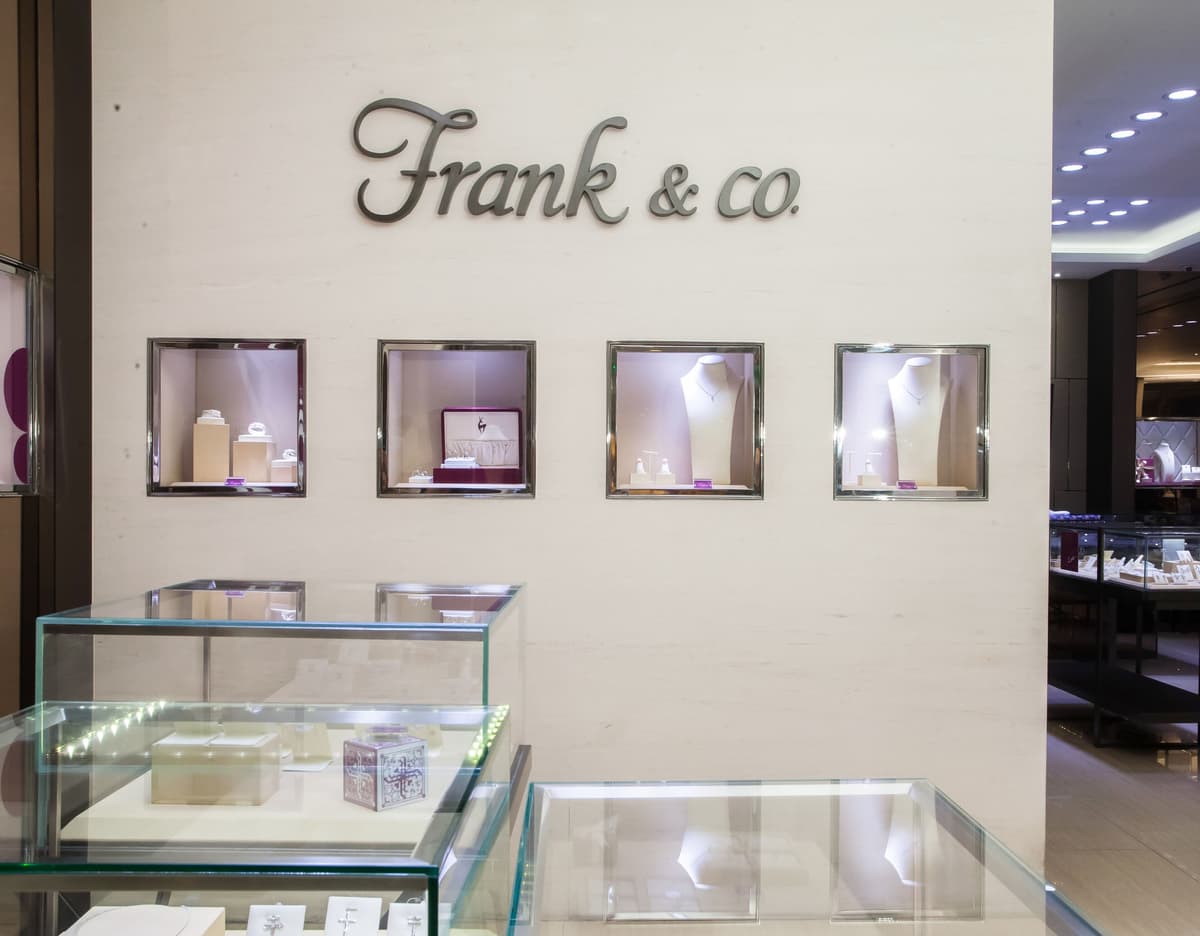 toko perhiasan frank & co jewellery pentacity mall