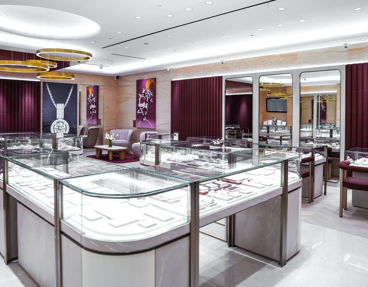 Beli Cincin Nikah Terdekat dan Terbaik di Frank & co. Plaza Indonesia, Toko Berlian Terdekat di Kota Anda