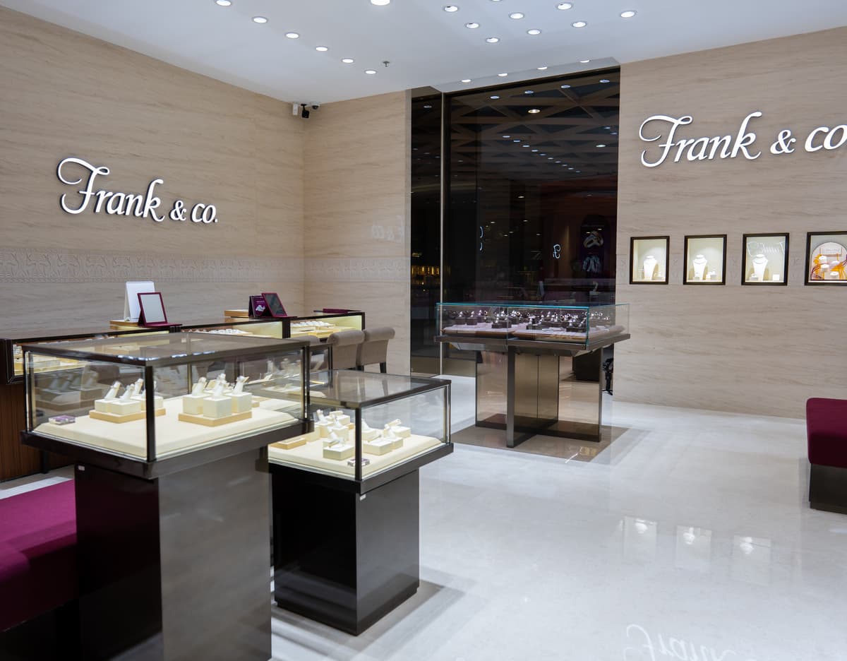 toko berlian di frank & co living world denpasar