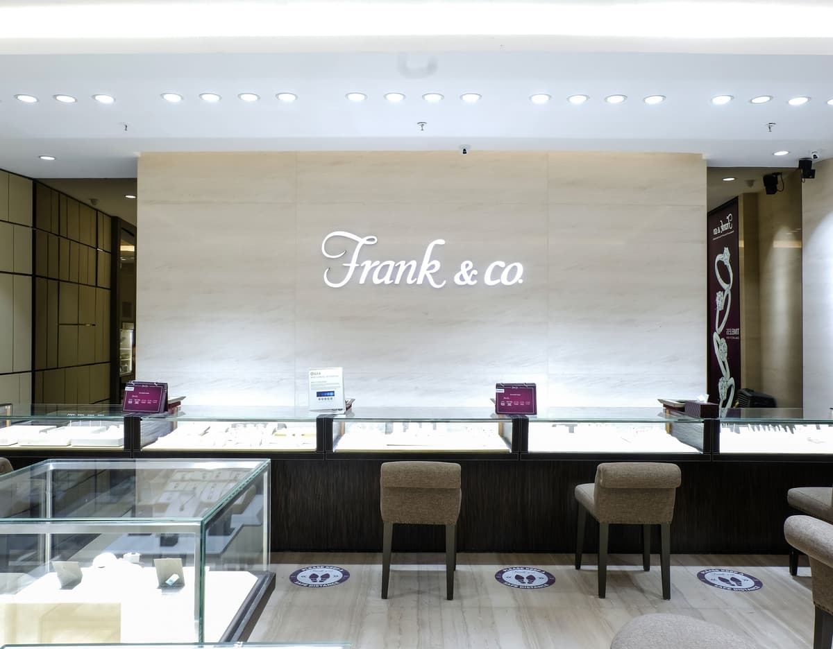 toko berlian frank & co. jewellery sun plaza medan