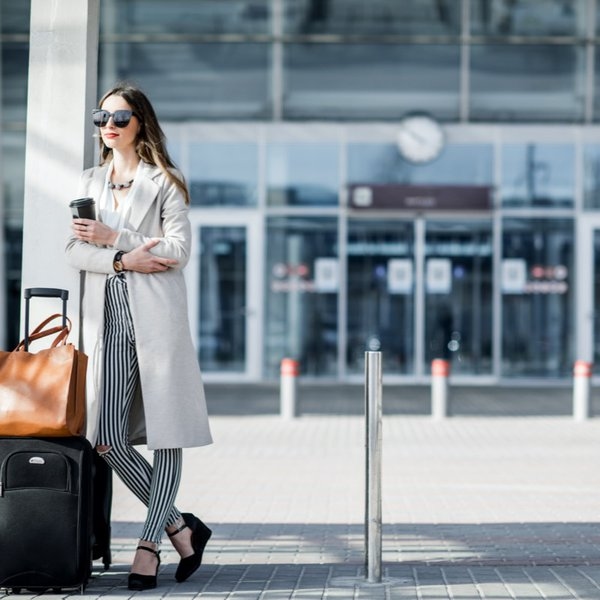 5 Cara Mudah Mengemas Perhiasan untuk Dibawa Liburan