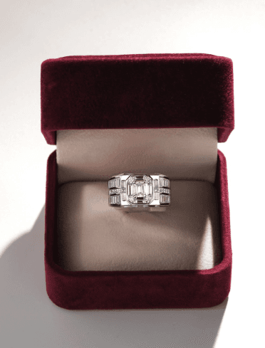 Tampil Elegan dengan 6 Rekomendasi Cincin Tunangan Pria Terbaru Tahun Ini