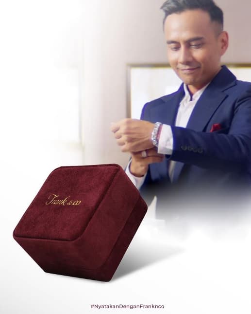 Spesifikasi Gelang Berlian Modern untuk Pria