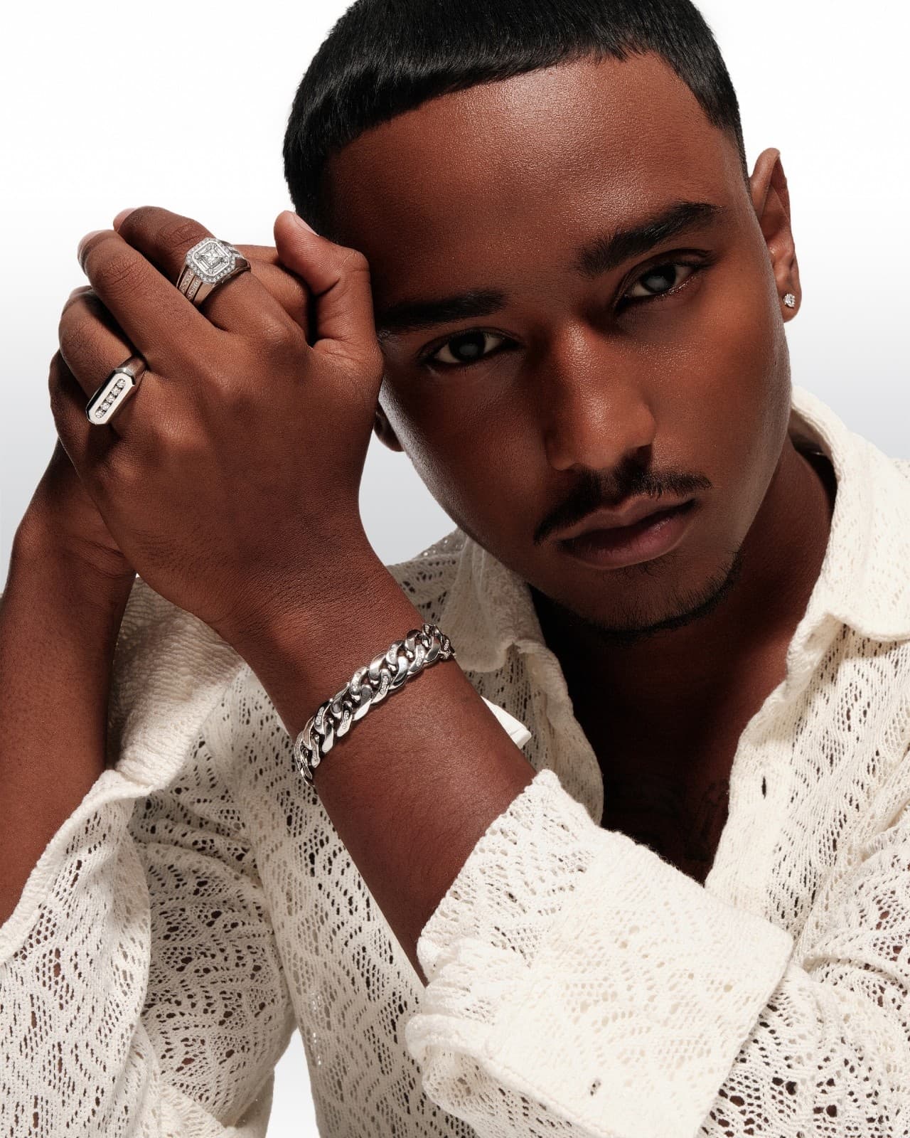 Bingung Pilih Model Cincin Berlian Pria Terbaru untuk Kekasih? Ini Tipsnya!