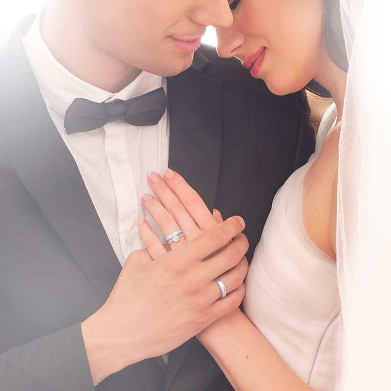 Cincin Nikah Berlian: Pilihan Elegan untuk Pernikahan