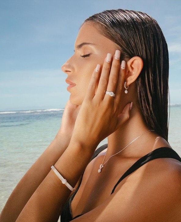 Yuk, Cek Anting Berlian yang Cocok untuk Wajah Cantikmu