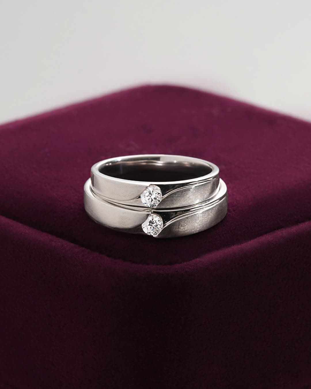 Pilih Wedding Ring Natural Diamond atau Lab Grown untuk Simbol Cinta yang Abadi?