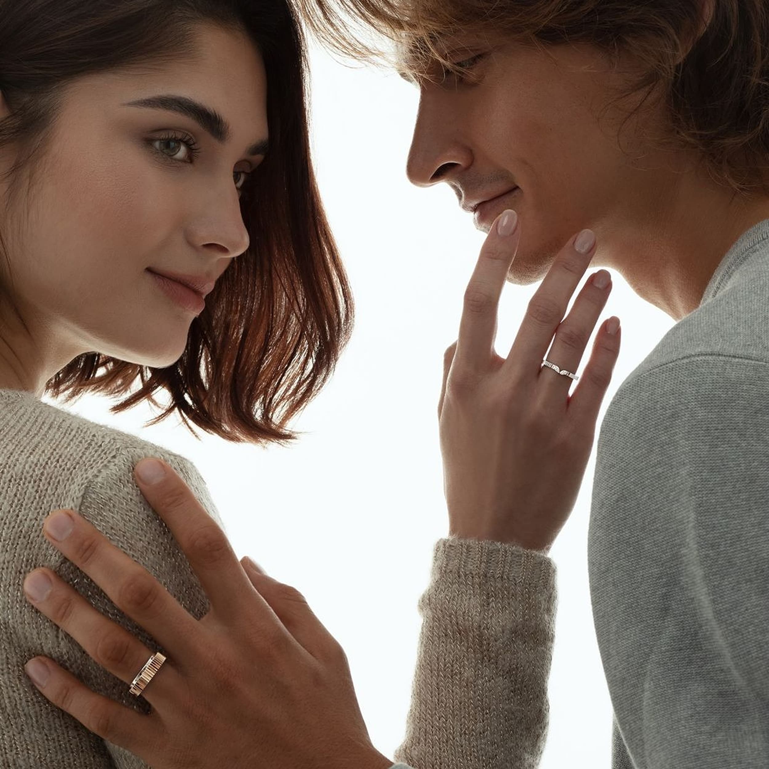 Panduan Memilih Cincin Couple yang Nyaman Dipakai Sehari-hari