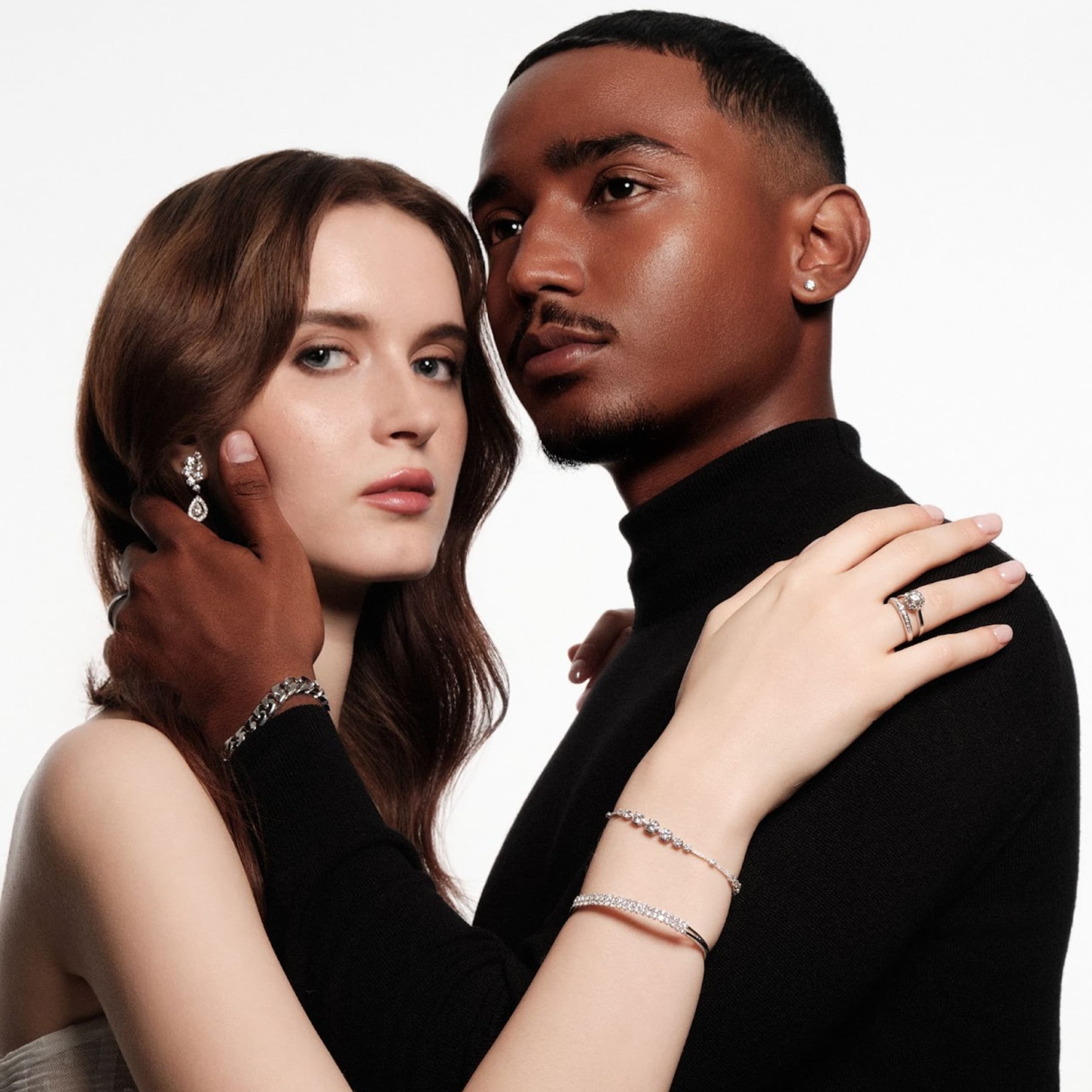 5 Desain Gelang Emas Kekinian yang Sedang Digemari di Indonesia