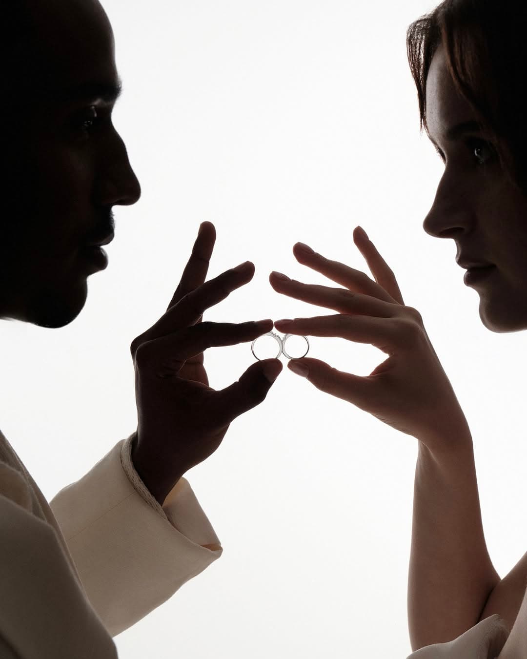 Filosofi dan Makna Mendalam Cincin Couple untuk Pasangan Kekasih