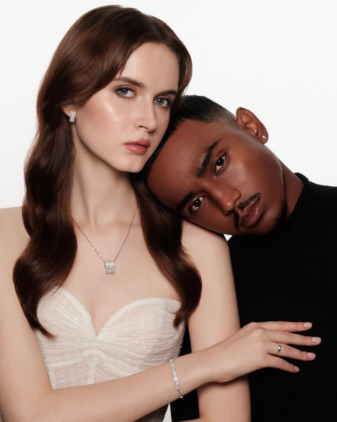 Dari Hati Turun ke Jari, Ini Dia Harga Cincin Tunangan yang Sesuai dengan Impian Anda