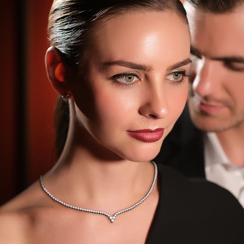 Seserahan Emas Perhiasan 1 Set yang Bisa Dipakai di Hari Pernikahan Anda