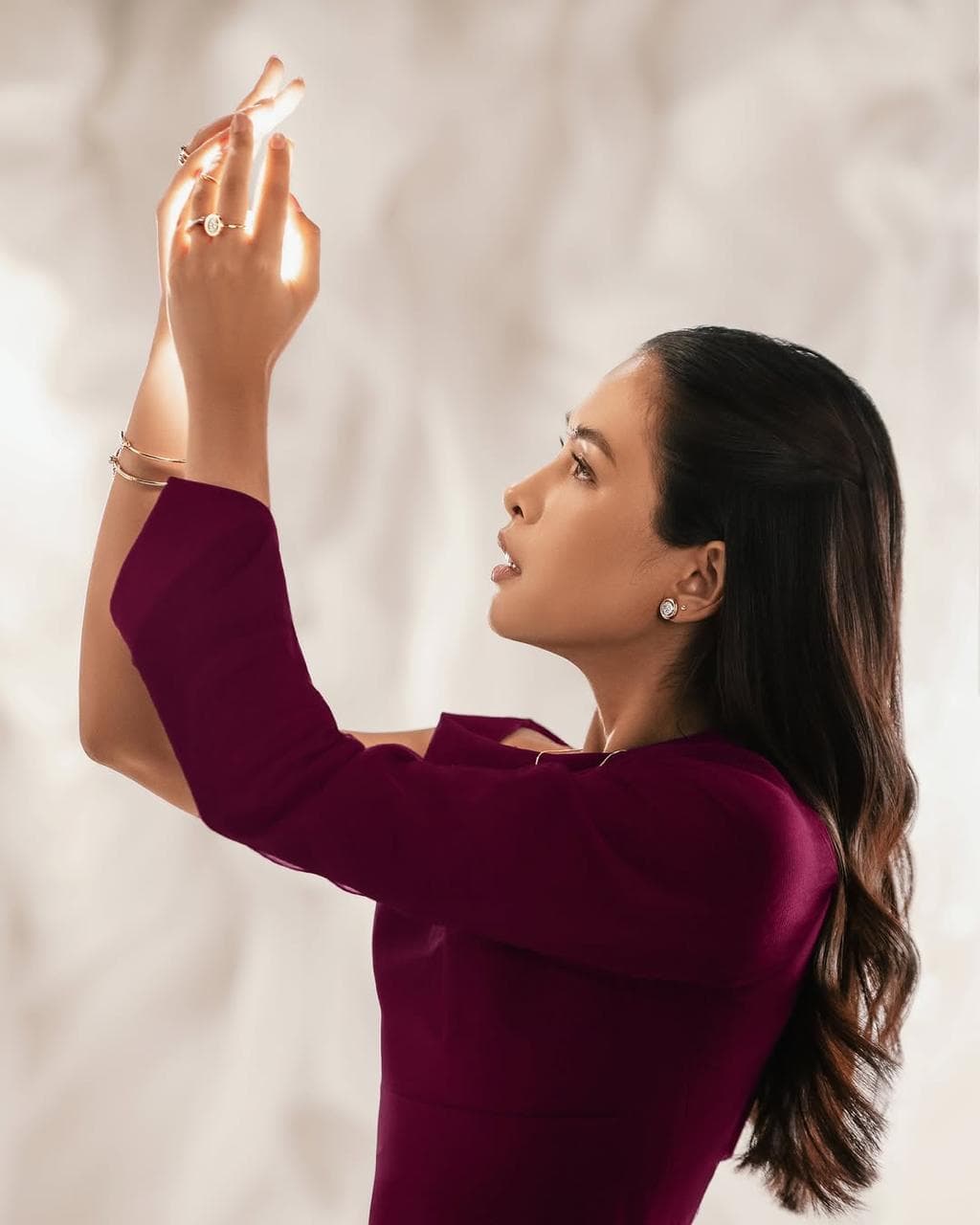 Berapa Harga Liontin Berlian Asli yang Mengikuti Trend Sustainable Gold?