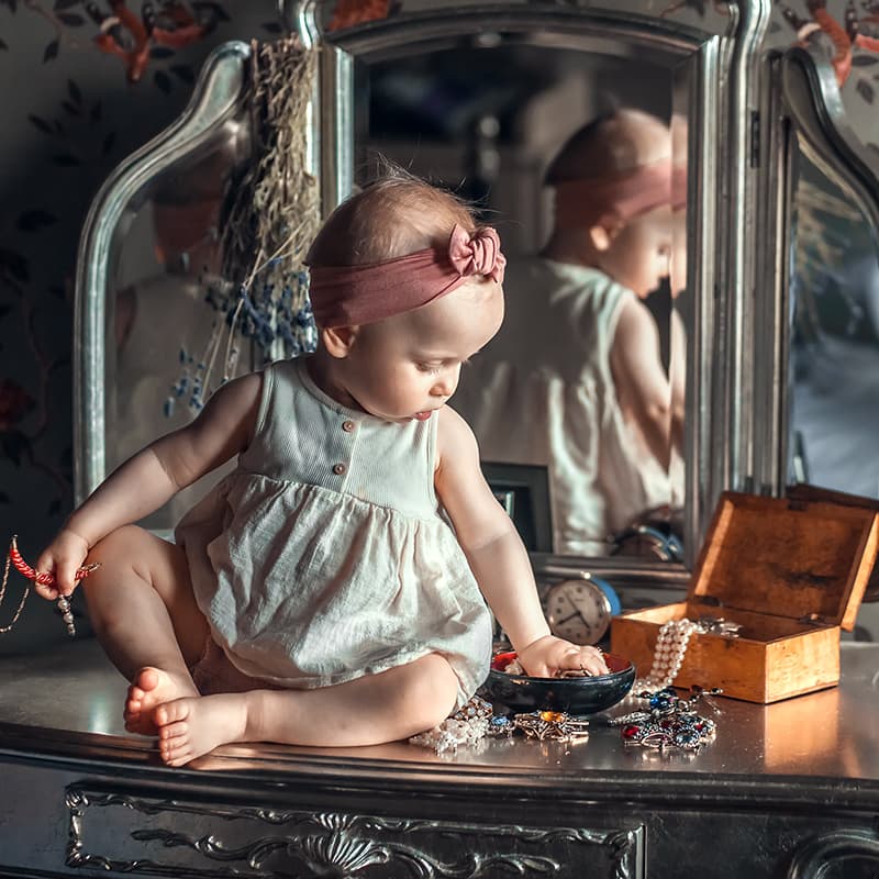 Tips Memilih Perhiasan Emas untuk Si Kecil