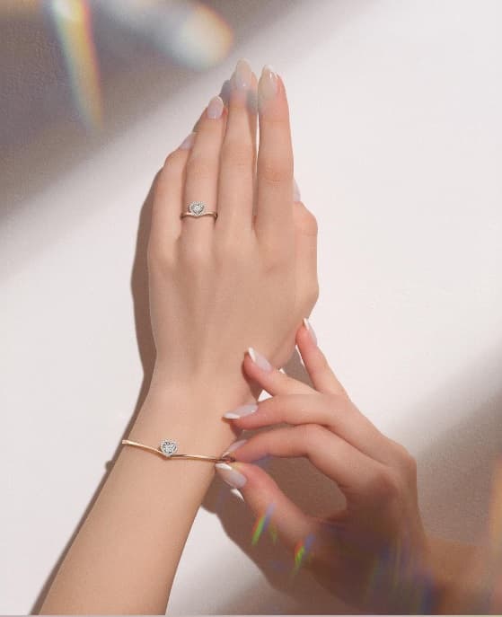 5 Fakta Menarik tentang Cincin di Jari Manis Kiri yang Perlu Anda Tahu