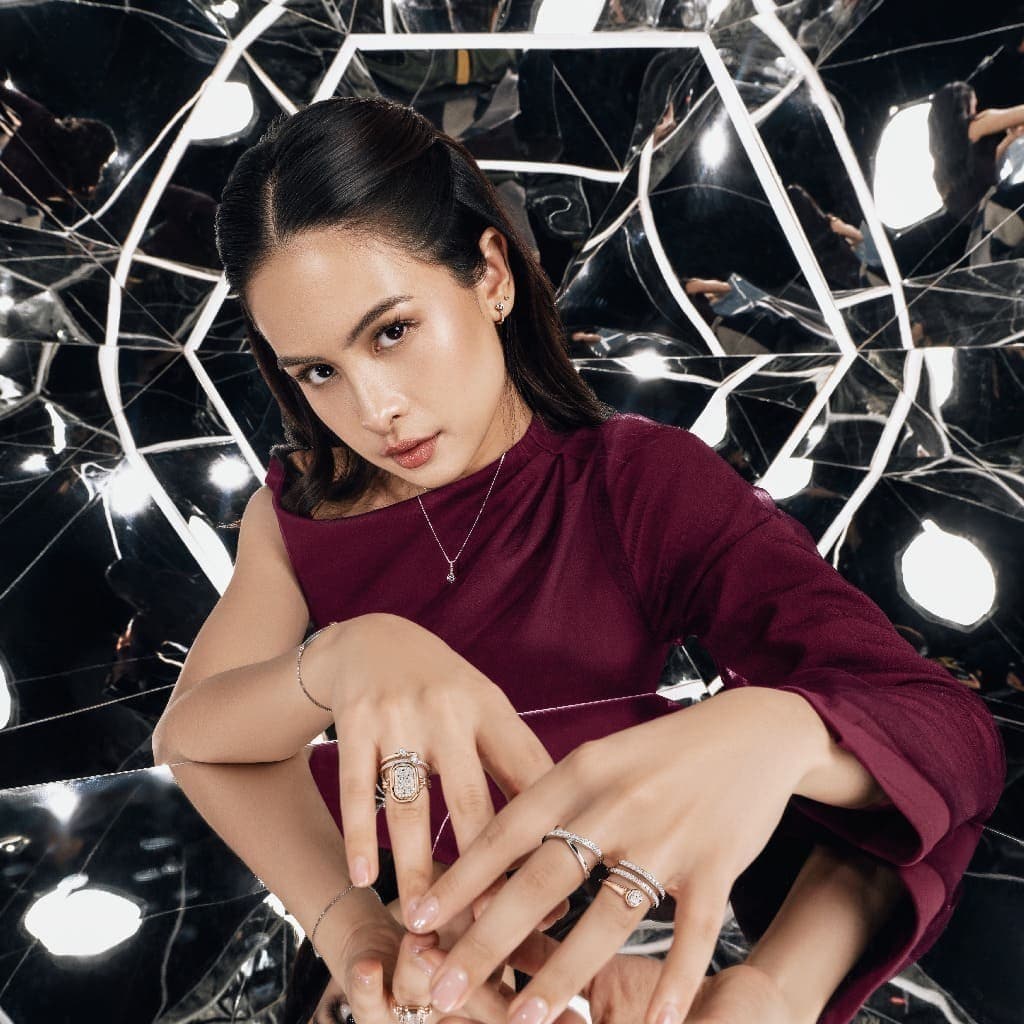 Cincin Diamond yang Mengingatkan Anda Akan Cahaya di Setiap Tantangan