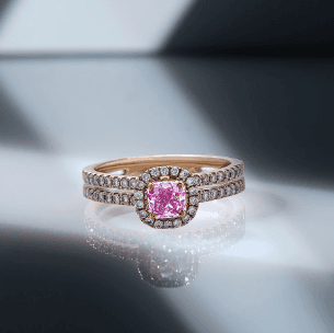 6 Ide Kreatif untuk Mempersembahkan Promise Ring pada Pasangan