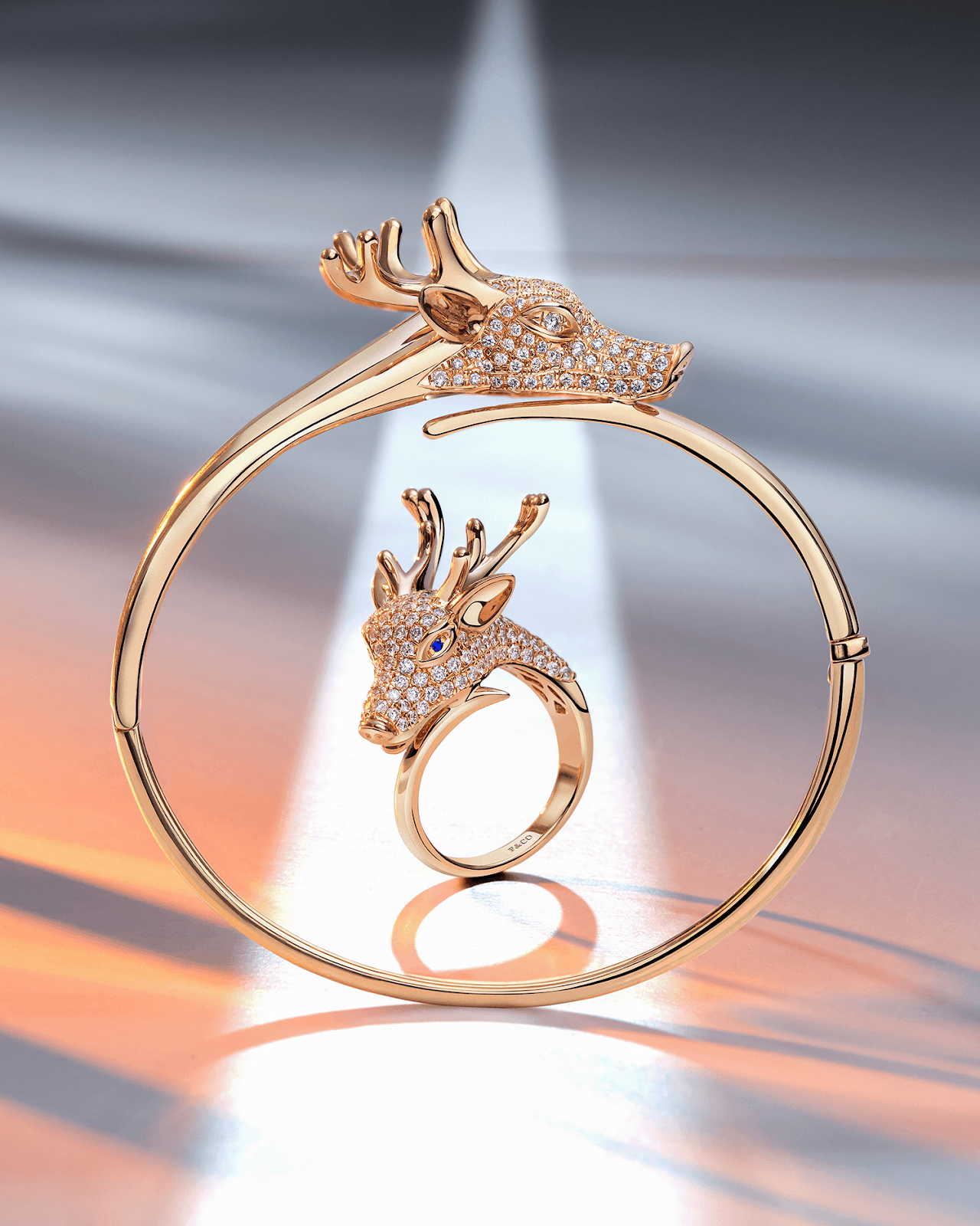 Biar Ga Ketinggalan Zaman, Ini 5 Model Gelang Emas yang Lagi Trend dan Populer!