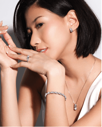 Tips Memilih Warna Kertas Buket yang Cocok untuk Acara Spesial Anda