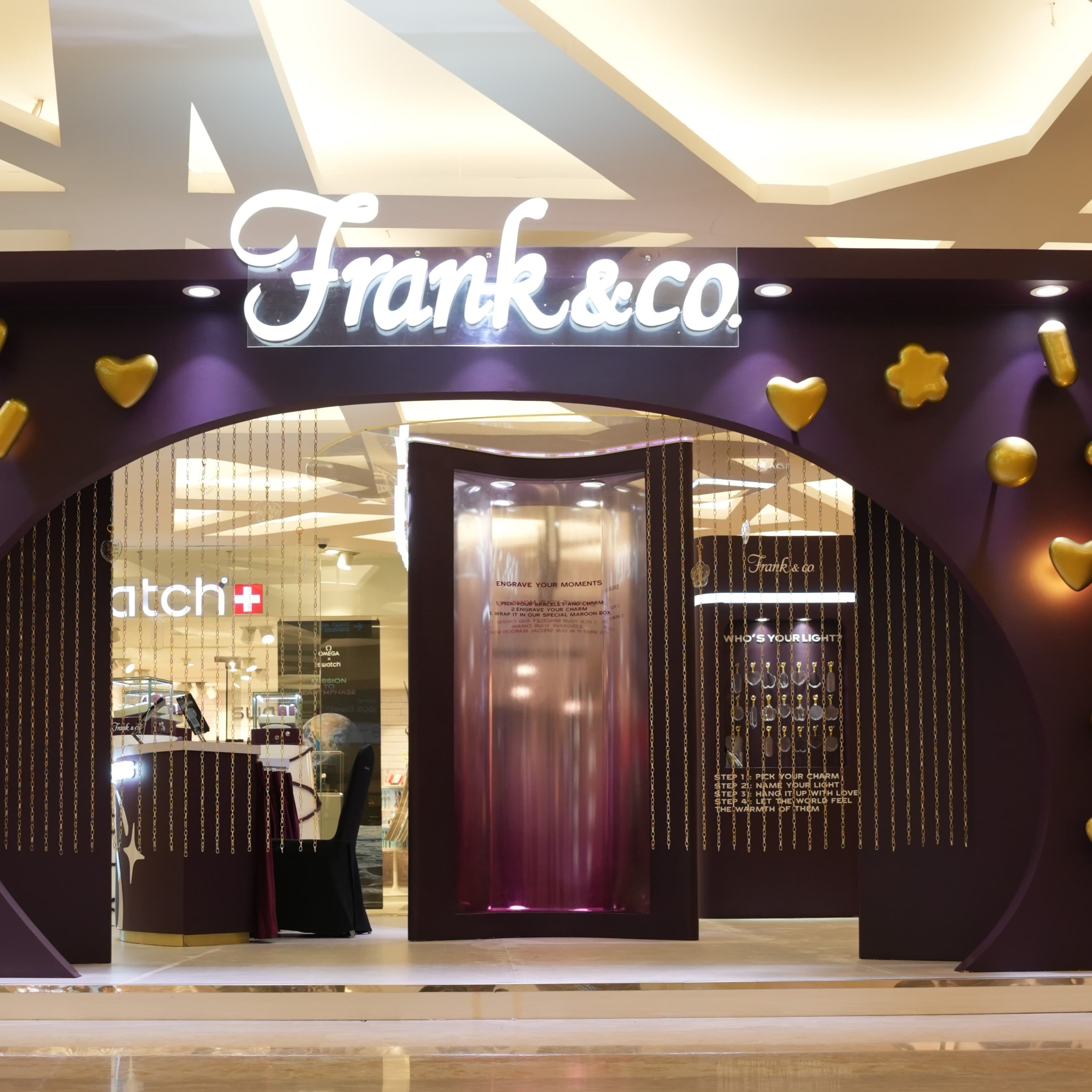 Intip Keseruan di Pop Up Store See The Light Engraved Moments di Tunjungan Plaza Surabaya