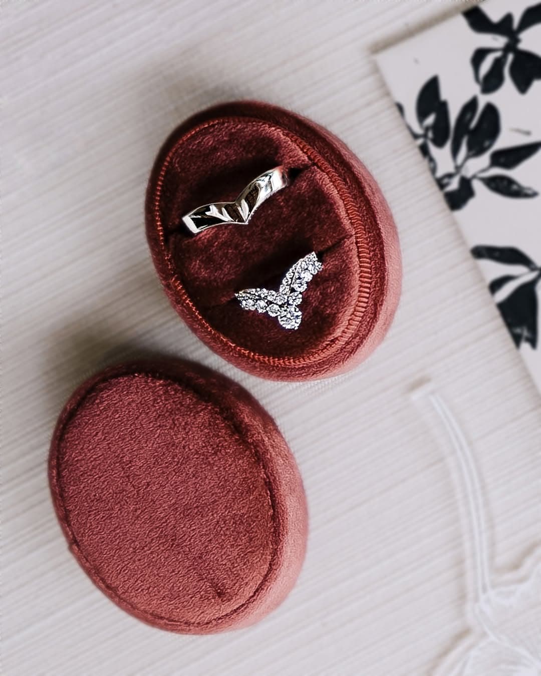 Inspirasi Model Cincin Berlian dari Para Selebriti Saat Mengikat Janji Suci