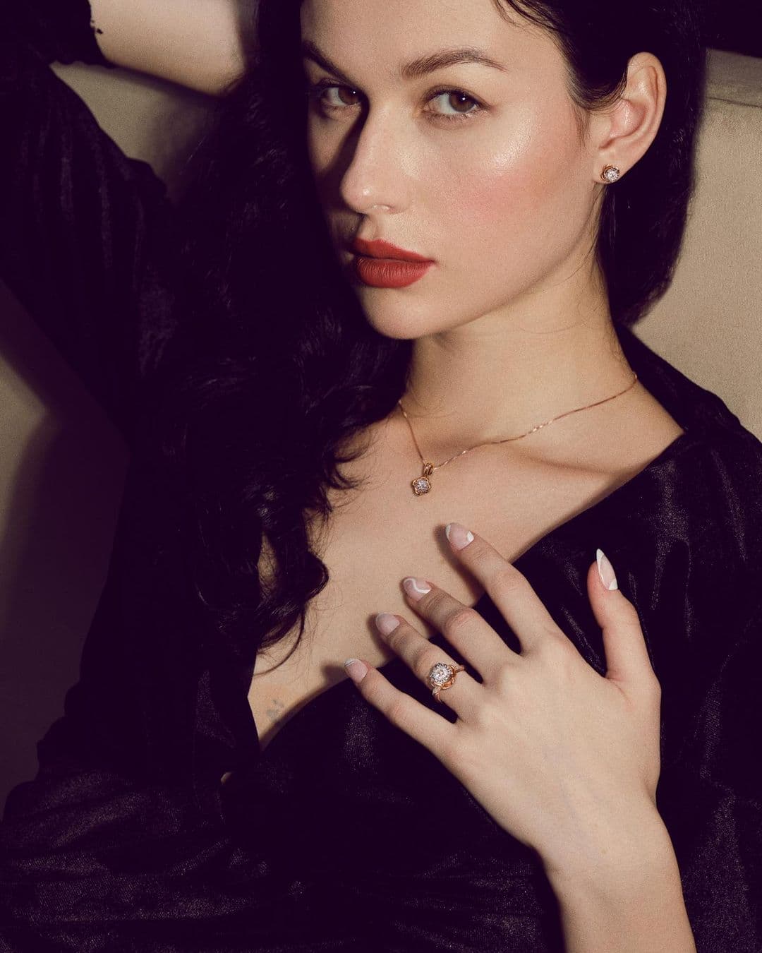 10 Cara Mengembalikan Mood Wanita agar Ceria Lagi dengan Cepat