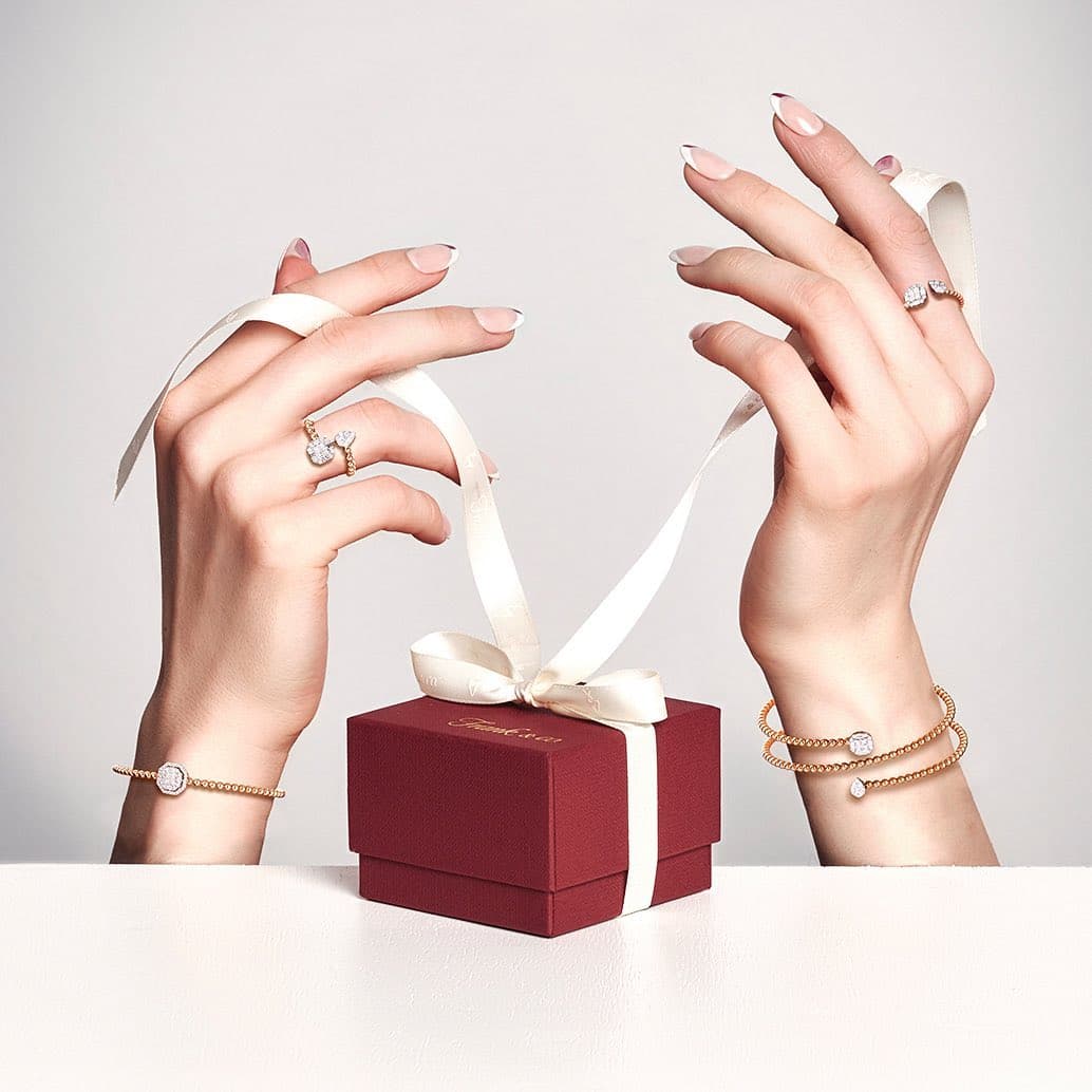 5 Momen yang Tepat untuk Berikan Hadiah Perhiasan