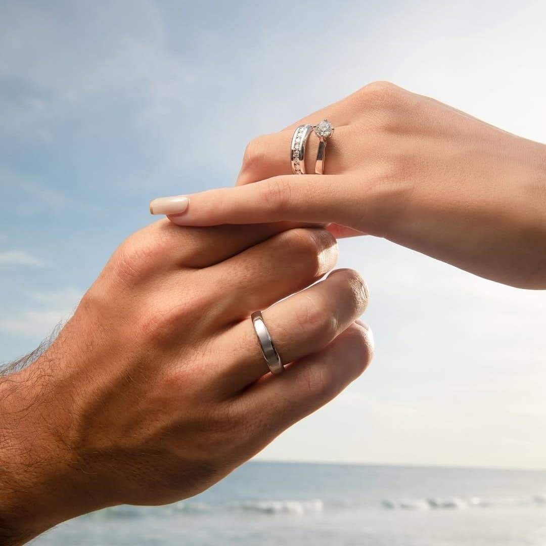 Rekomendasi Cincin Kawin Berlian Buat Pernikahan Bertema Modern dan Tradisional