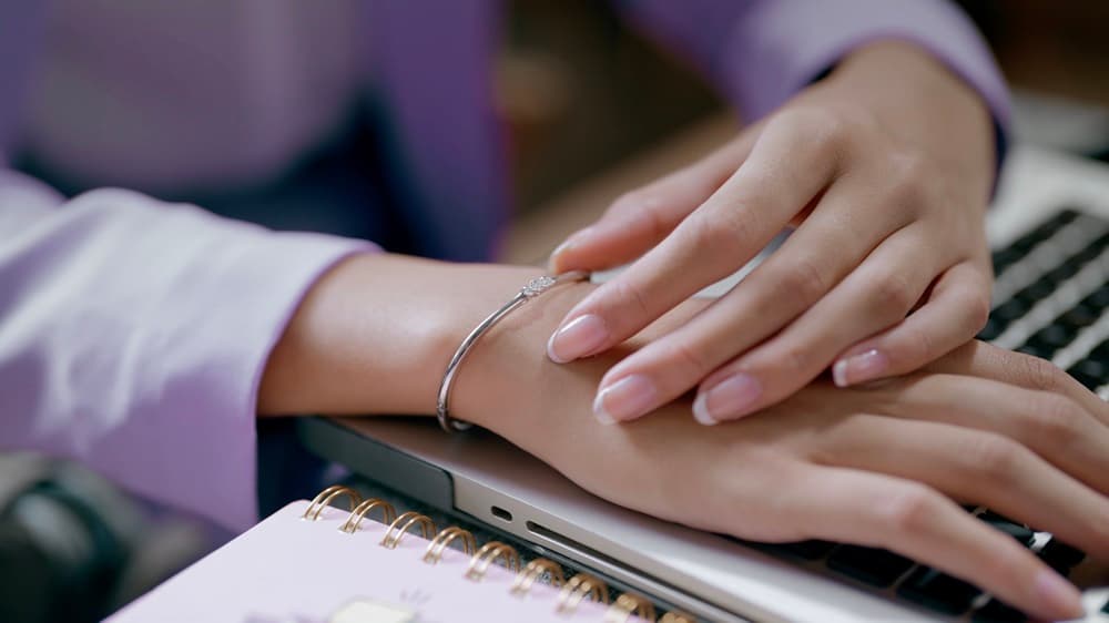 Pentingnya Self Reward bagi Diri Sendiri, Apa Saja?