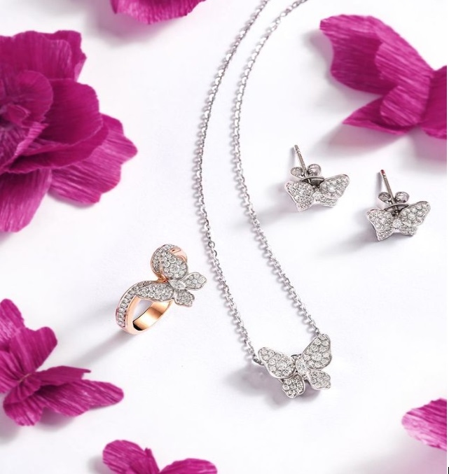 Arti Filosofi , Gambar dan Simbol Kupu-Kupu dalam Perhiasan