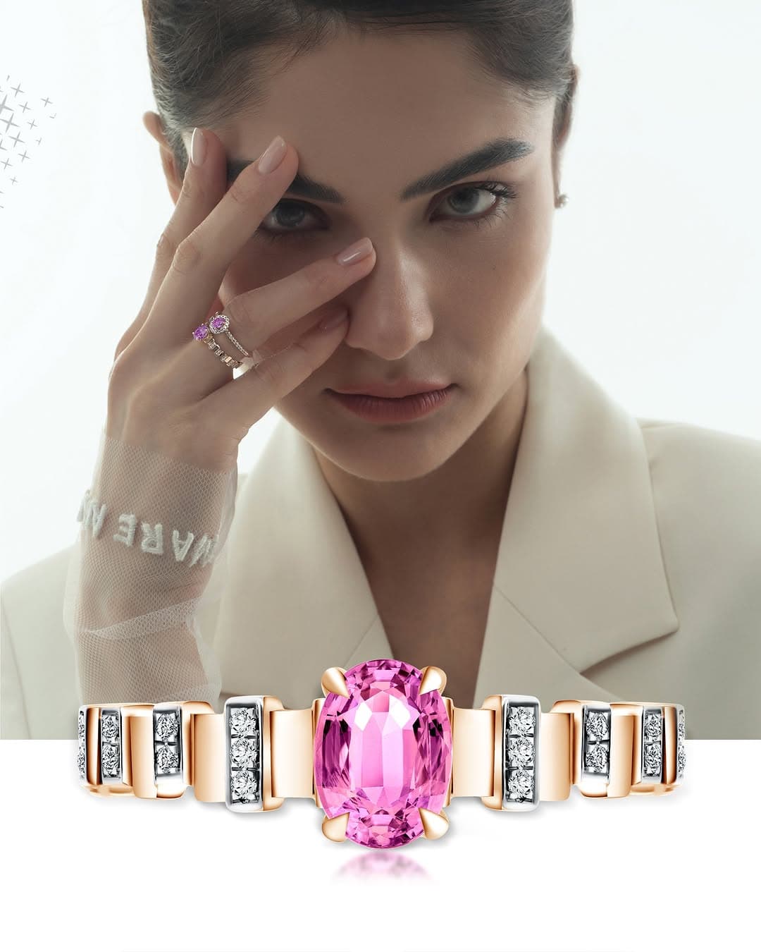 Pesona Berbagai Warna Diamond sebagai Simbol untuk Mengungkapkan Perasaan Lewat Perhiasan