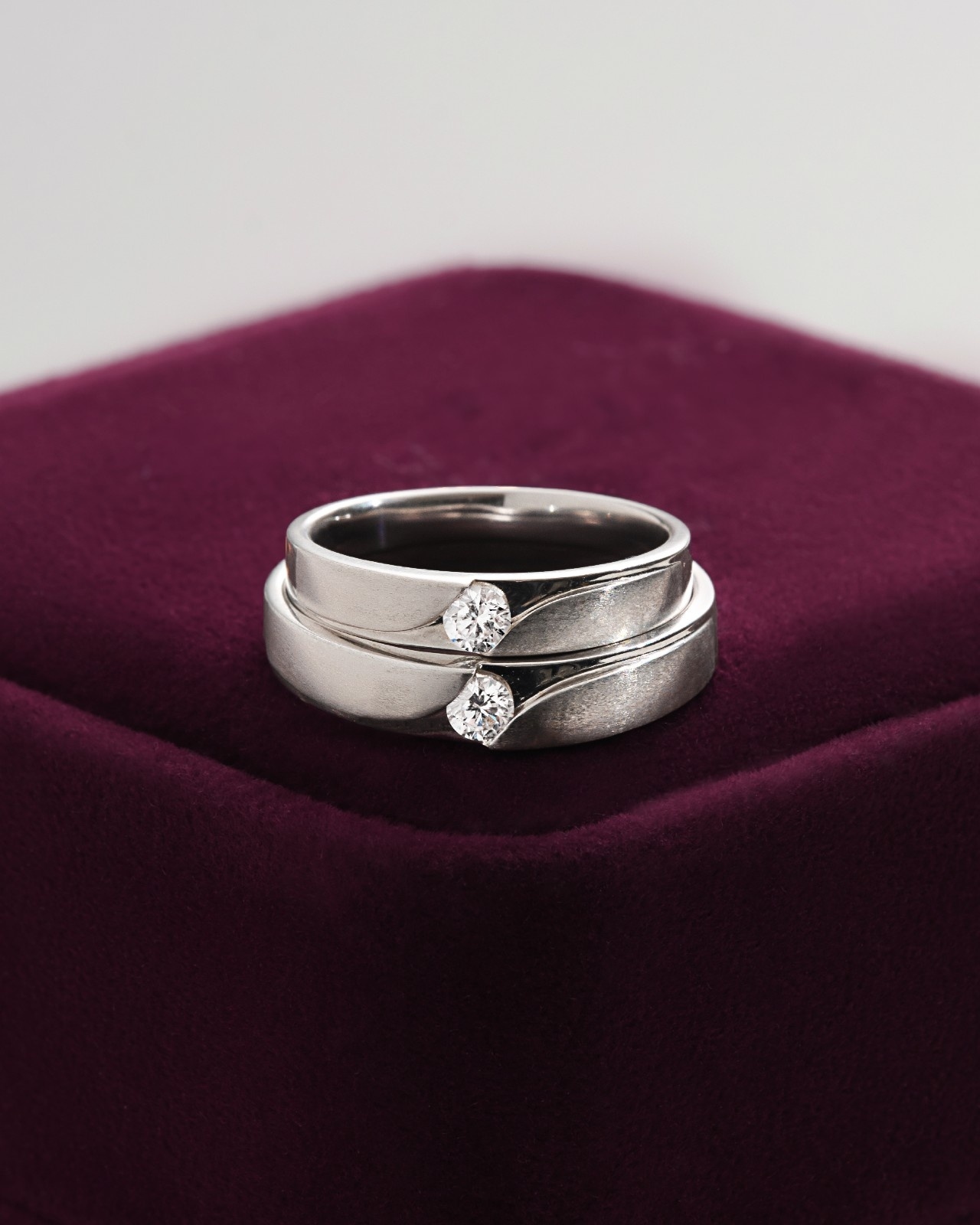 Apa Keistimewaan Mengenakan Cincin Kawin Warisan dari Keluarga?