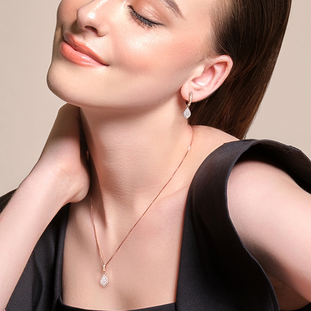 Perhatikan 5 Hal Ini Saat Membeli Liontin Berlian