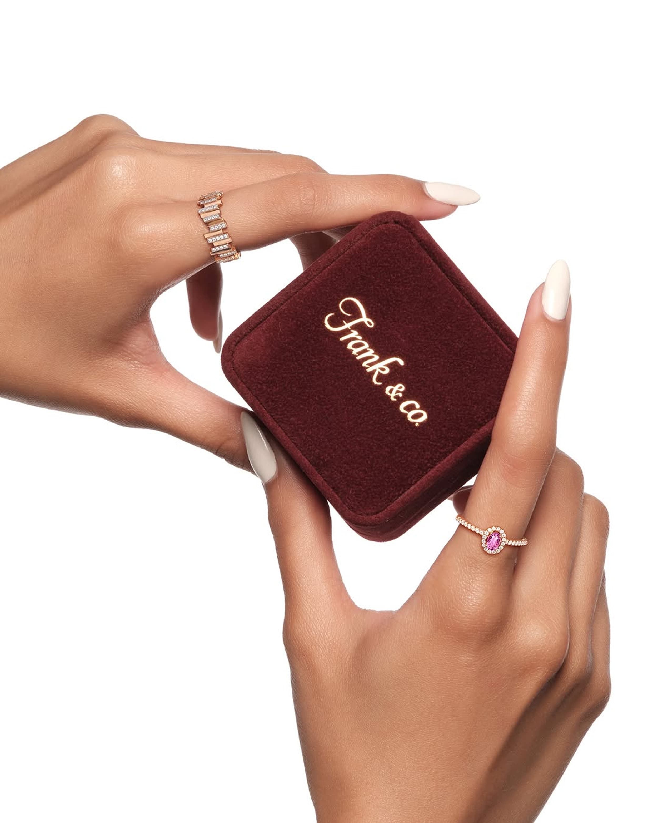 Bingung Cari Hadiah Anniversary? Temukan 10 Pilihan Menarik yang Wajib Anda Coba!