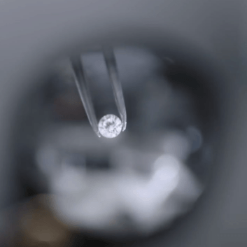 Fakta Diamond Color: 5 Hal Penting yang Perlu Diketahui